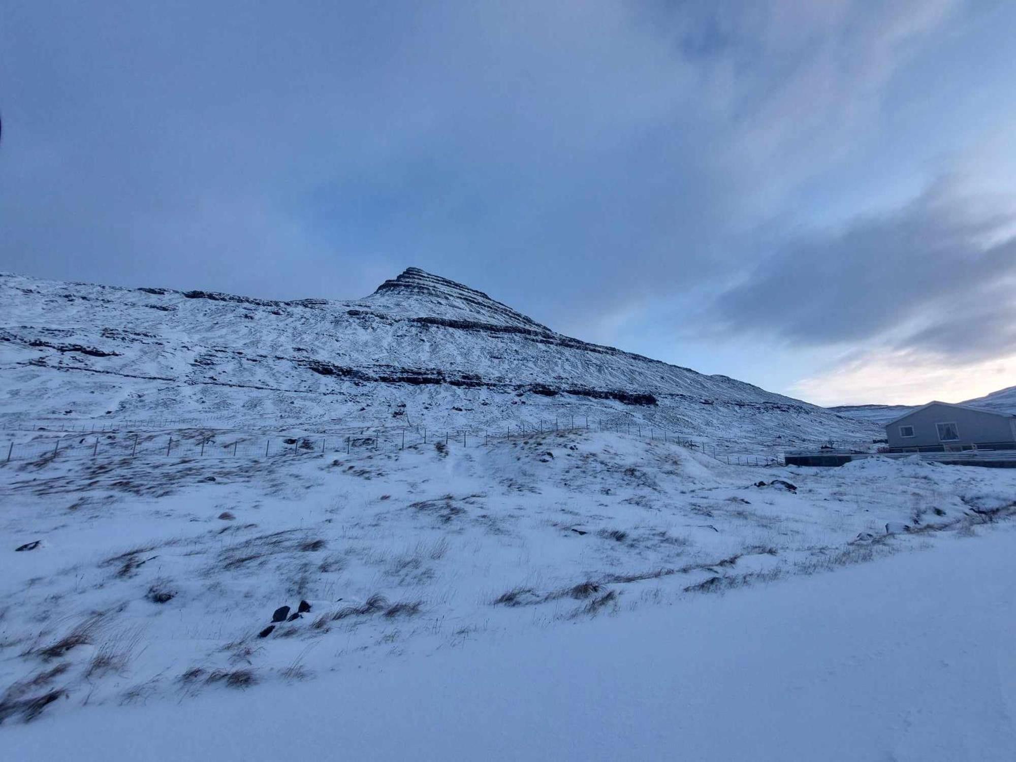 Fjord Guesthouse Funningsfjordur Екстериор снимка